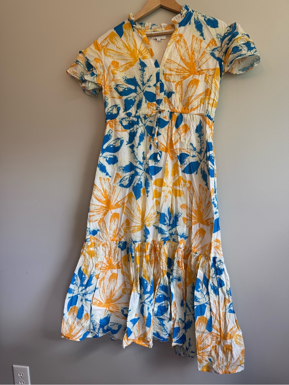 Elizabeth James The Label Women's Maxi Dress Medium Boho Floral resortwear beach
